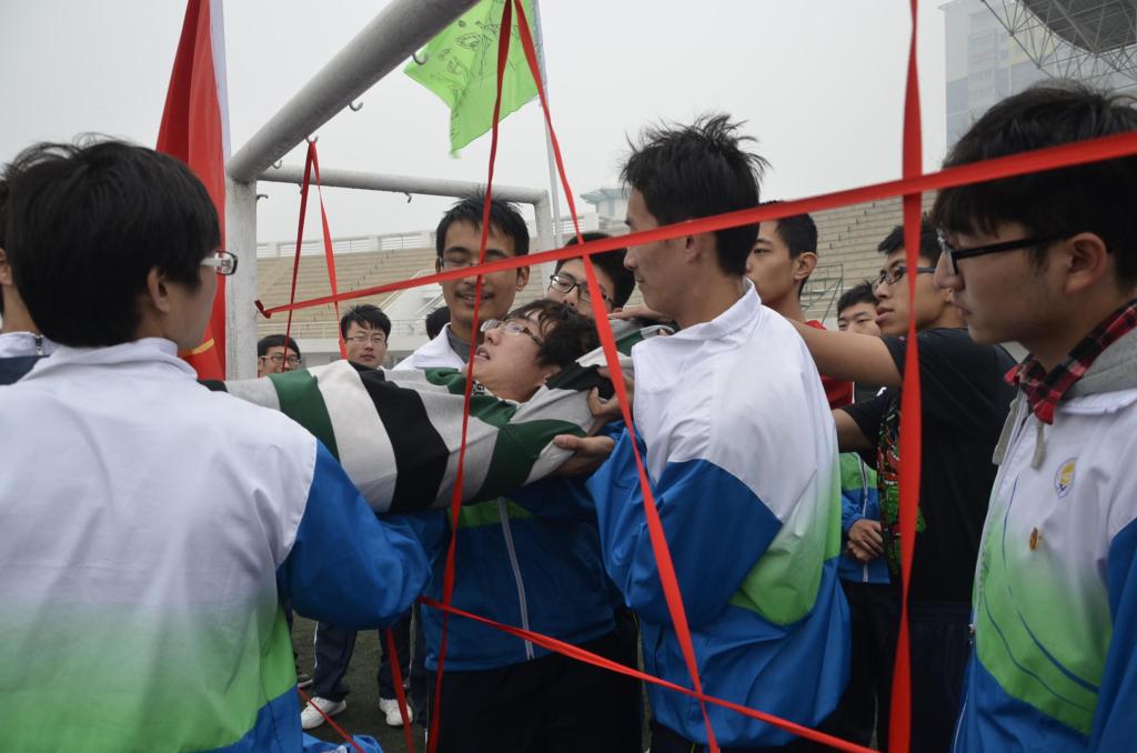 团学干部素质拓展训练现场